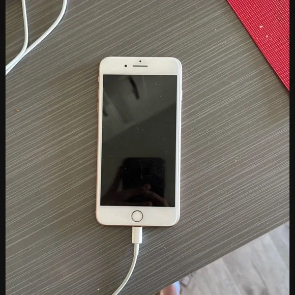Apple Gold iPhone 8 Plus Dual Camera